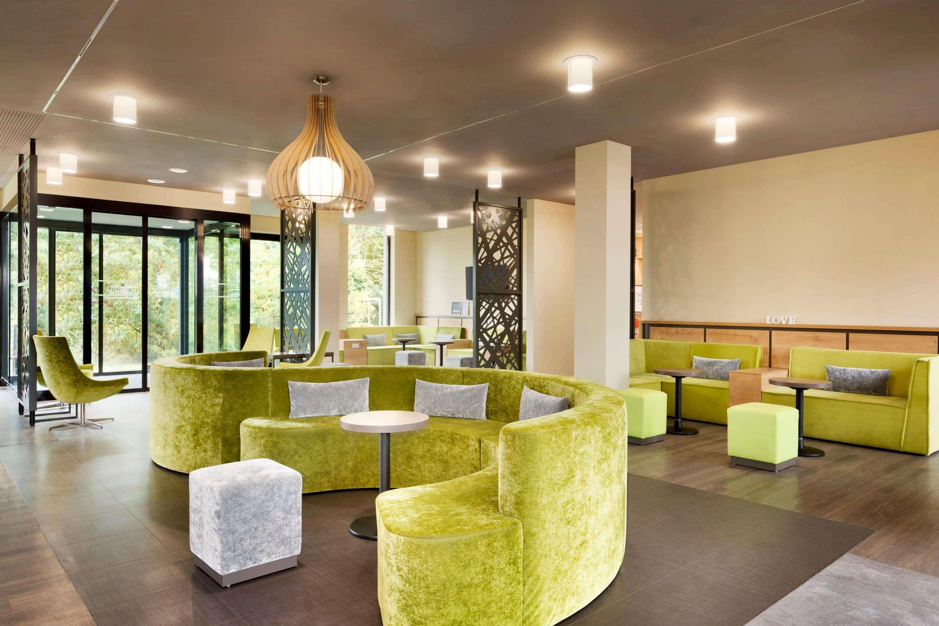 Super 8 Freiburg Hotell Eksteriør bilde